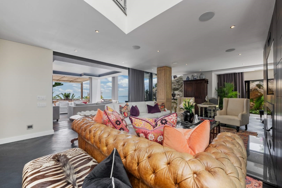 4 Bedroom Property for Sale in Fresnaye Western Cape